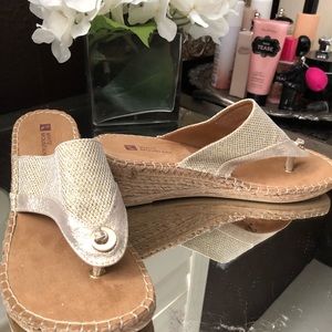 NWB Everyday slip ons